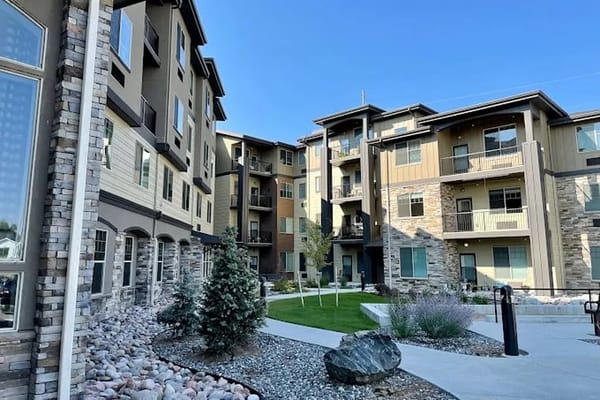 Exterior view of the Bonaventure of Thornton building
