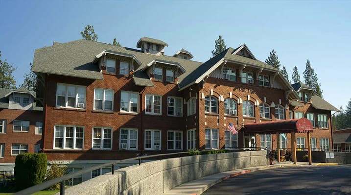 Exterior view of Brookdale Park Place senior living facility.