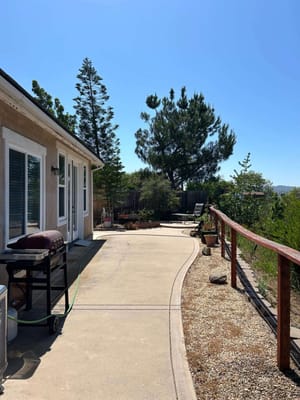 Daybreak Retirement Villas: Assisted Living