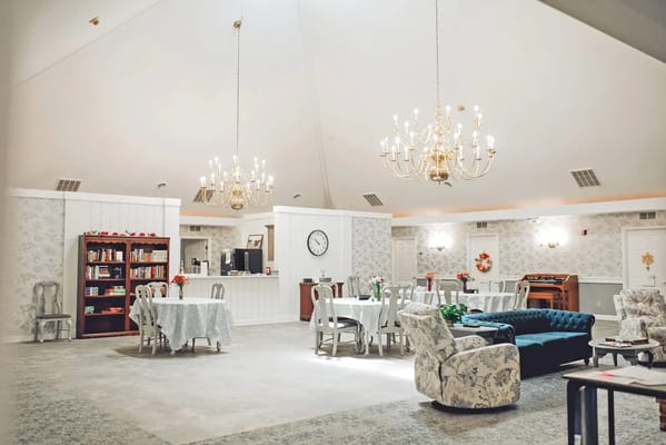 Common area with seating and dining tables