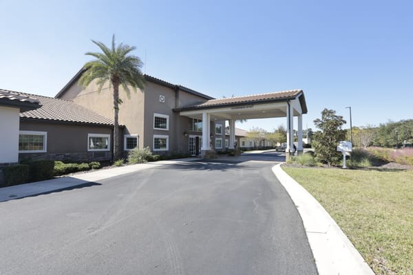 Entrance of Discovery Village At Deerwood facility