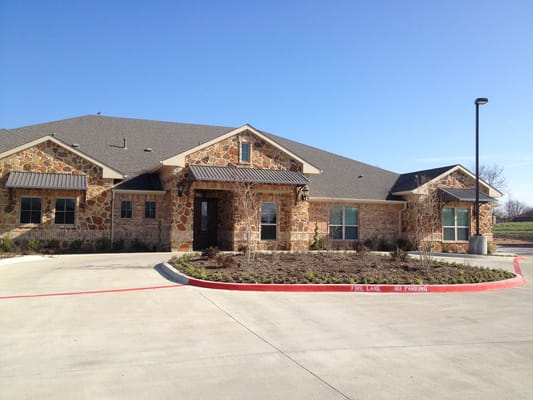 Exterior view of Avalon Memory Care facility