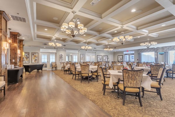 Dining room with tables and elegant decor