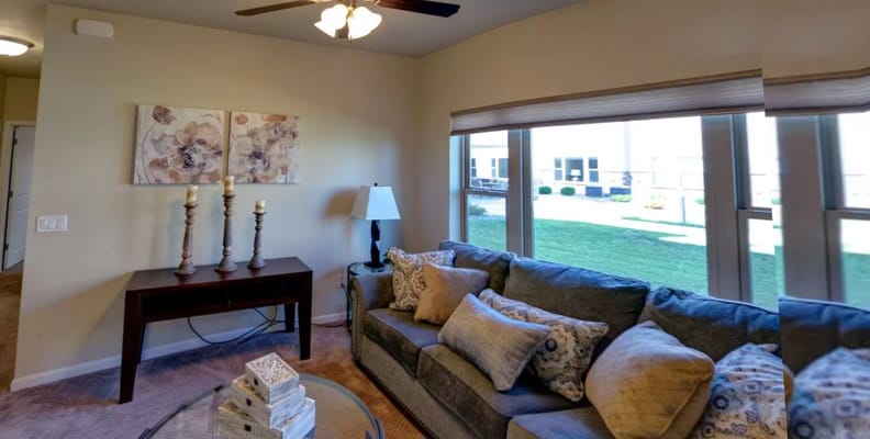 Cozy living room with a view to an outdoor area