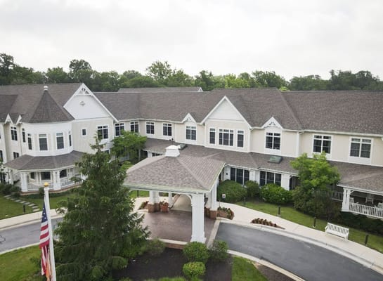 Aerial view of the exterior of Sunrise of Wilmington senior living facility.