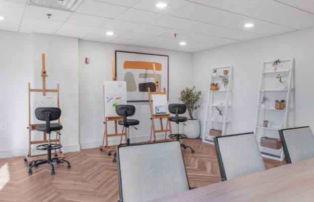 Fountain View at Logan Square