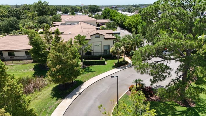 Aerial view of the Inspired Living Tampa facility exterior