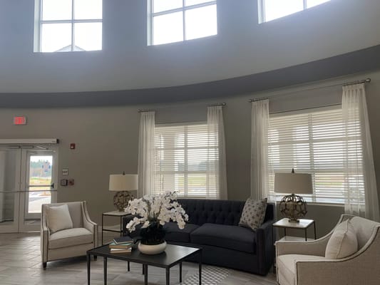 Cozy common area with comfortable seating