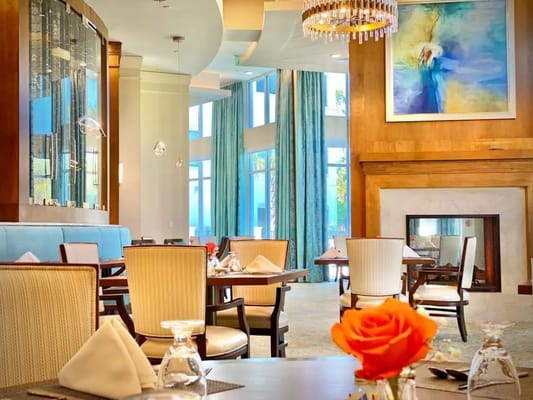 Elegant dining area in a senior living facility