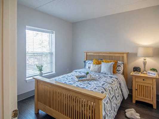 Charter Senior Living of Woodholme Crossing