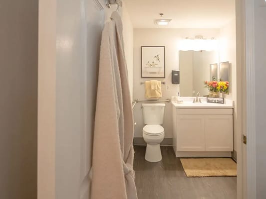 Charter Senior Living of Woodholme Crossing