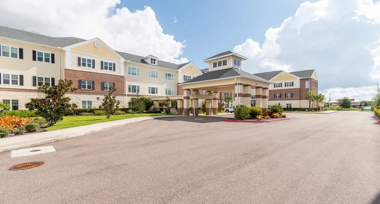 Front view of Bayside Senior Living entrance