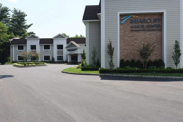 Exterior view of Briarcliff Manor Center for Rehabilitation