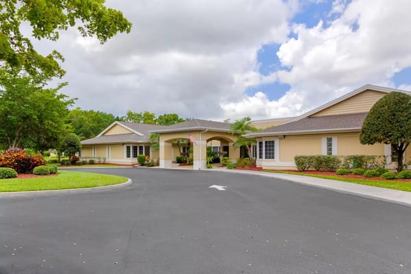 Exterior view of Brookdale Fort Myers The Colony building
