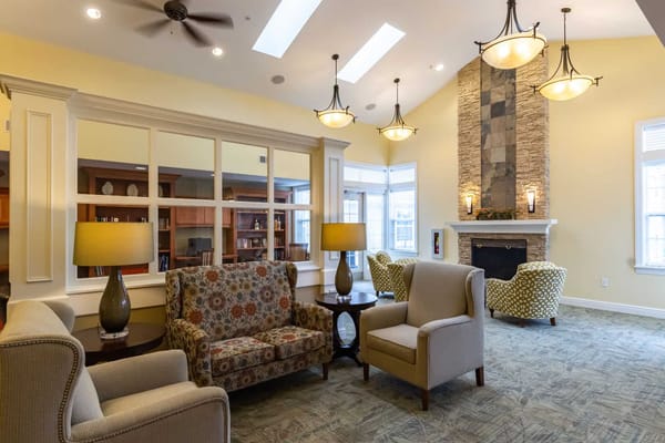 Bright and inviting common area with comfortable seating