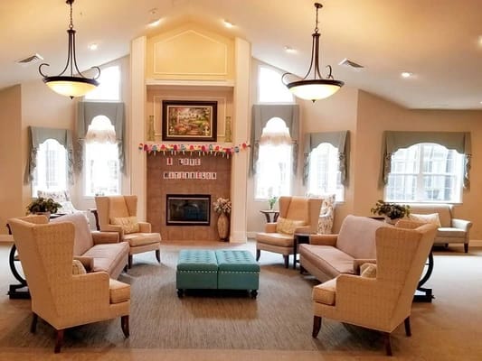 Common area lounge with comfortable seating