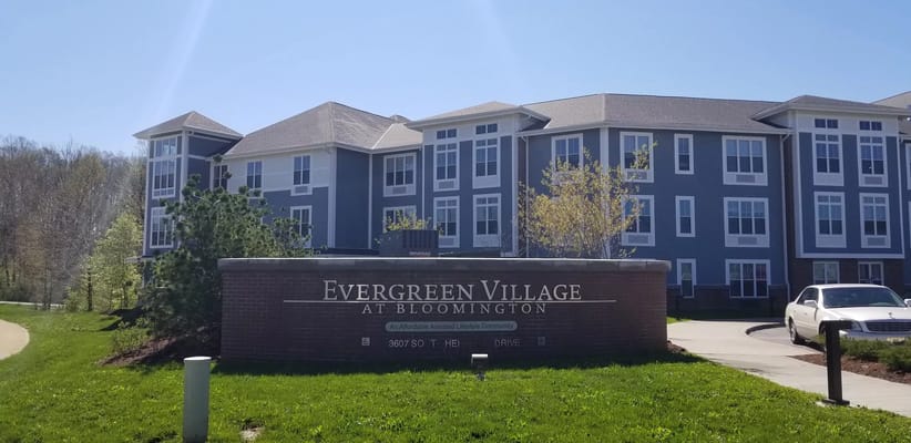Exterior view of Evergreen Village at Bloomington