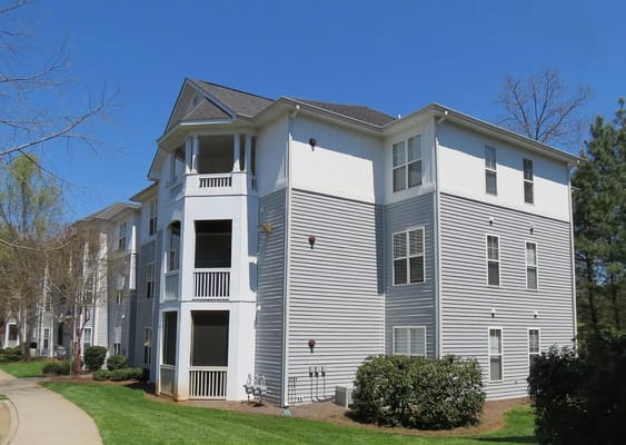 Exterior view of Fourth Creek Landing Apartments