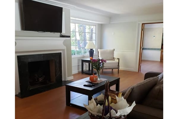 Cozy common area with a comfortable seating arrangement