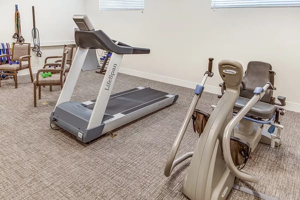 Well-equipped fitness area with exercise machines