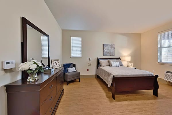 Bright, well-furnished private resident room