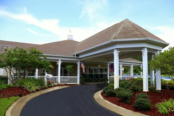 Exterior view of The Neighborhood at Auburn entrance