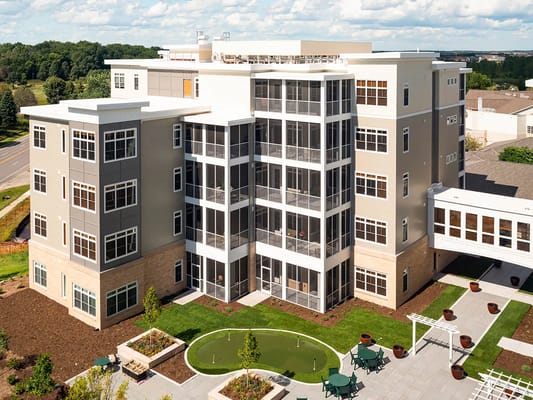 Exterior view of Oakwood Village Prairie Ridge facility