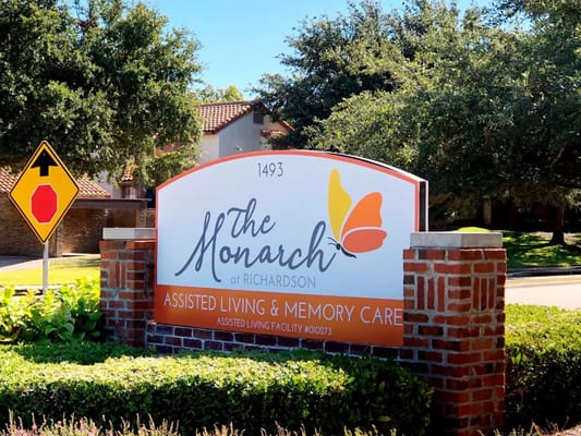 The Monarch at Richardson entrance sign
