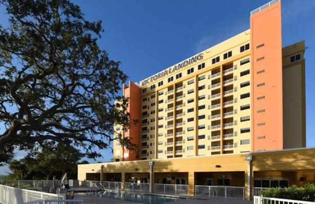 Exterior view of Victoria Landing senior living facility