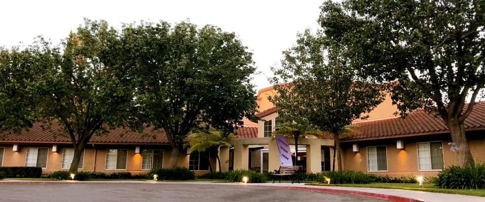 Exterior view of the Villa Valencia Healthcare Center