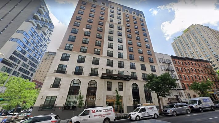 Facade of The Bristal Assisted Living at York Avenue