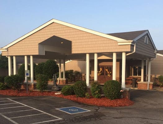 Exterior view of River's Bend Assisted Living entrance