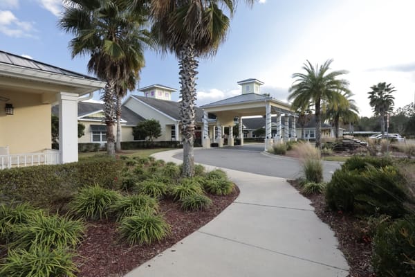 Pathway leading to the entrance of Benton House at Oakleaf