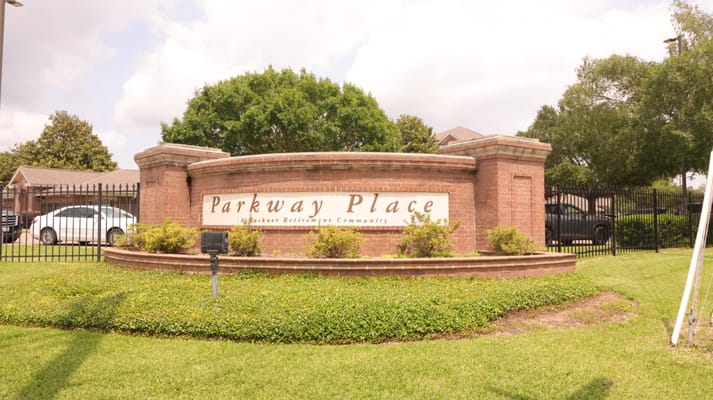 Exterior sign of Parkway Place community