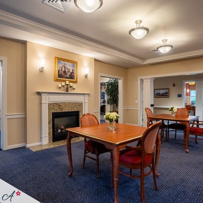 Cozy common area with tables and chairs