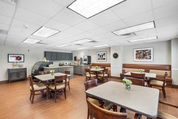 Bentley Commons at Paragon Village