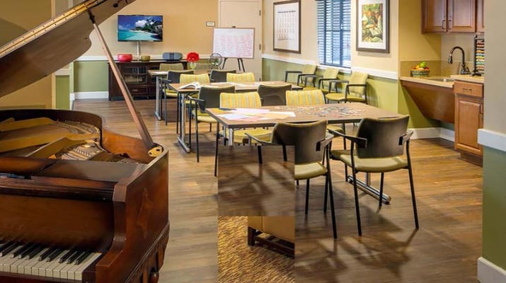 Common area with chairs and tables for activities