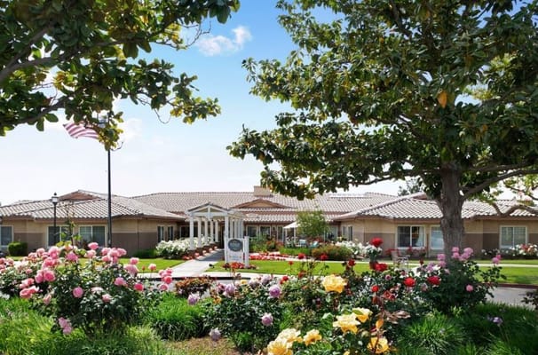 Colorful flowers in the front garden of Sunrise at Canyon Crest