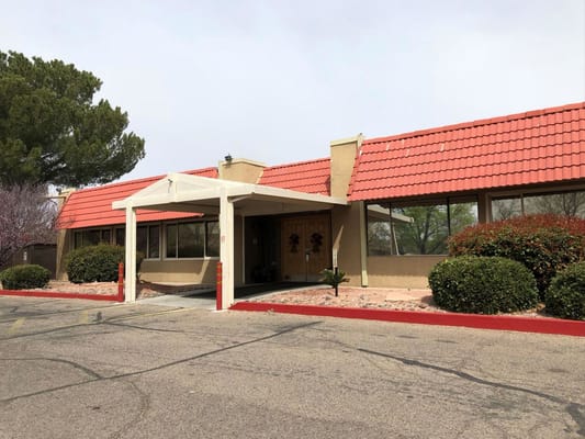 Exterior view of the Desert Highlands Care Center entrance