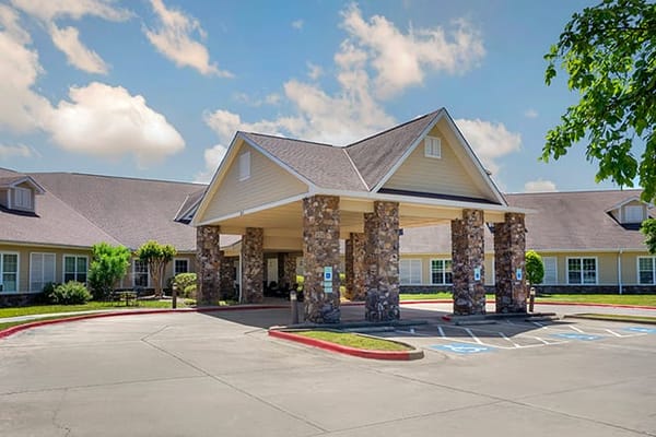 Front entrance of Brookdale Chenal Heights facility