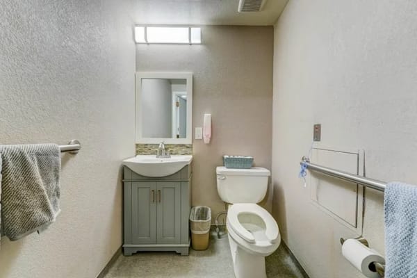 Crescent Oaks Memory Care