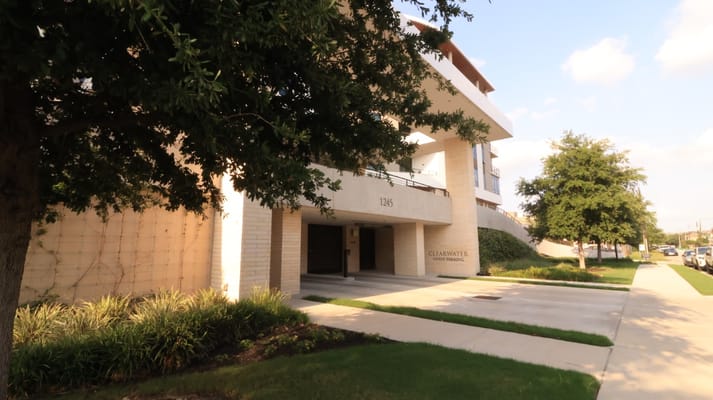 Exterior view of Clearwater at The Heights facility