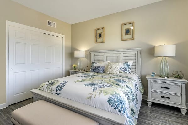 Private Rooms