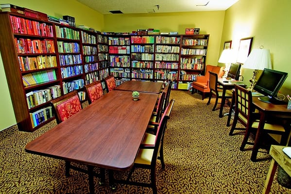 Interior view of a cozy library space with bookshelves
