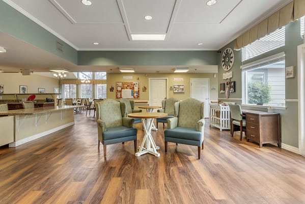 Common area with seating and decor in an interior space