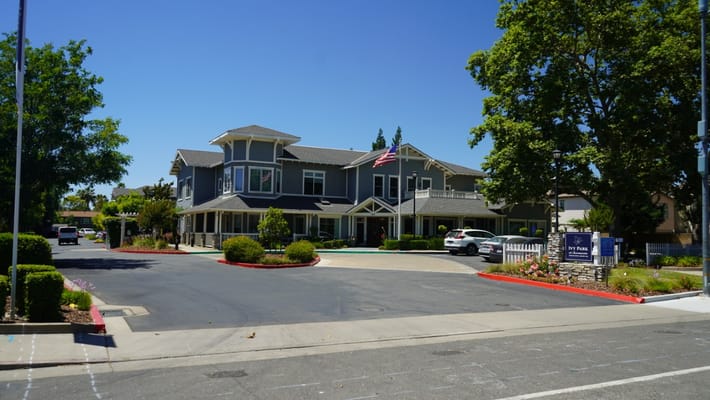 Exterior view of Ivy Park at Sacramento facility