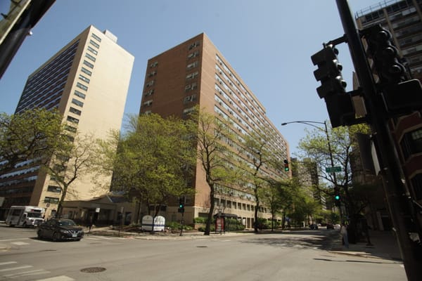 Exterior view of Brookdale Lake View facility