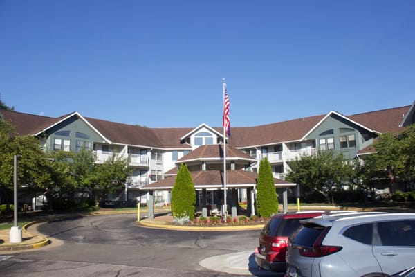 Entrance of the Holiday Virginian assisted living facility
