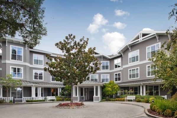 Entrance area with landscaping at Ivy Park at Belmont