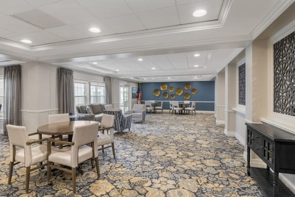 Common area with seating and decorative features